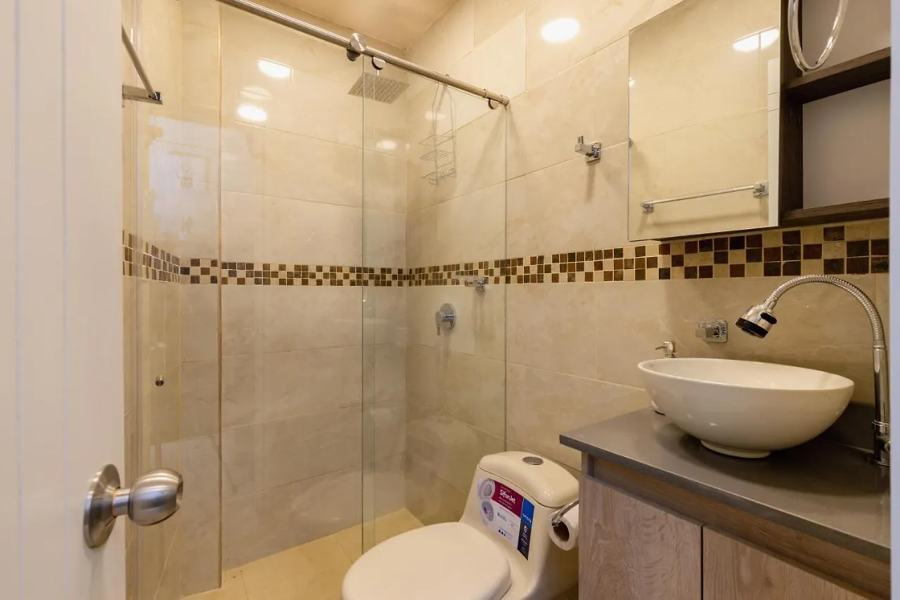 Studio Completo - Aguacatala Apartment Medellin 0*,
