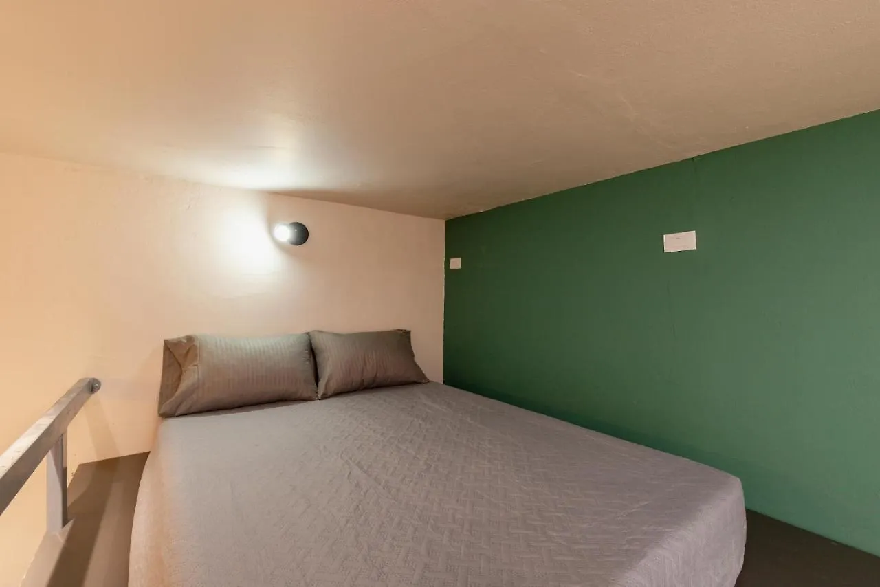Studio Completo - Aguacatala Apartment Medellin